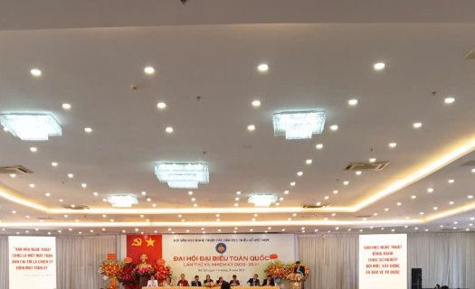 Đưa văn học nghệ thuật các dân tộc thiểu số đến gần hơn với đời sống